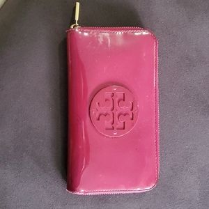 Tory Burch patent leather wallet